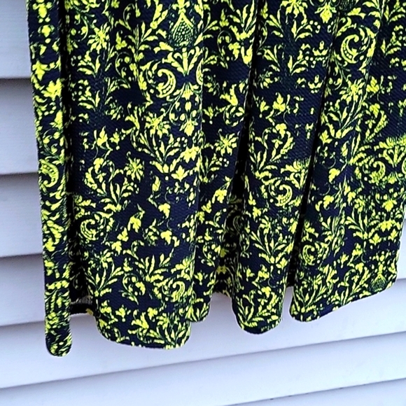 LULAROE AMELIA DRESS NWOT - Picture 4 of 16